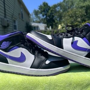 CLEAN - Nike Air Jordan 1 Mid Black Dark Iris White 554724-095 Men's Sz 9.5
